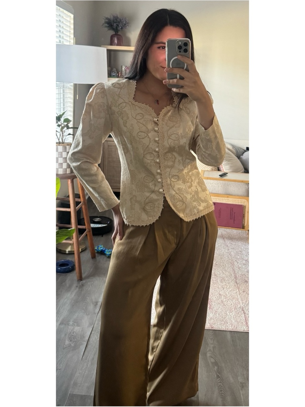 Vintage ivory tapestry jacquard blouse by Jeffrey & Dara by Linda Hutley